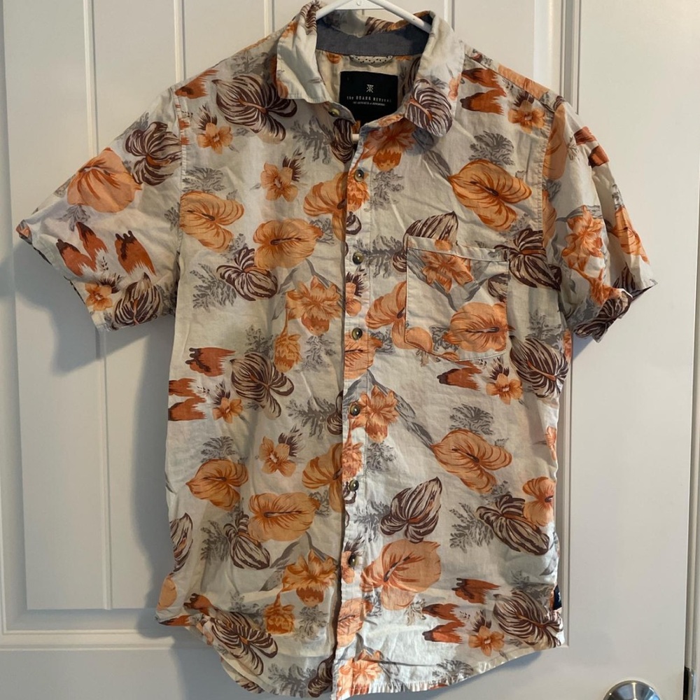 The Roark Revival Men’s Hawaiian Floral Shirt